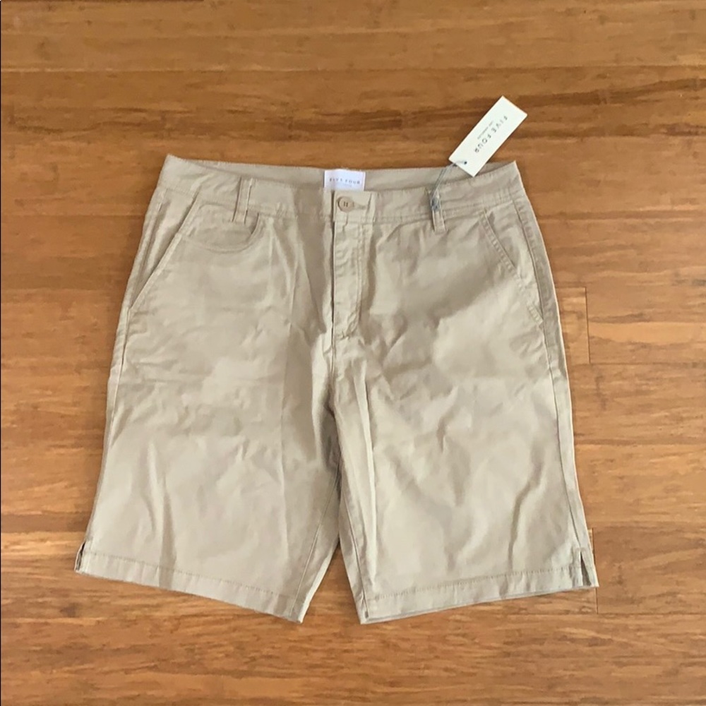 Cargo shorts five four